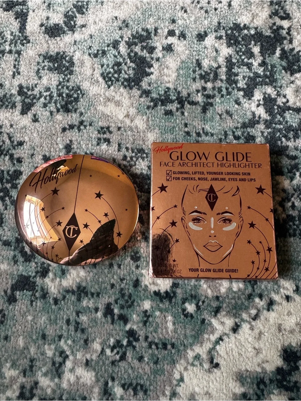Charlotte Tilbury Glow Glide Face Architect Highlighter